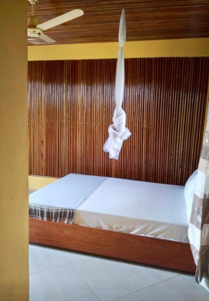 Serenity Haven Lodge Busua Exterior foto
